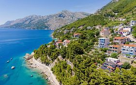 Seaview Apartments Nives